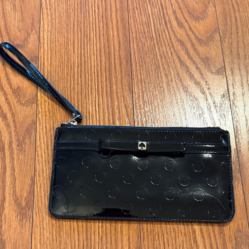 Kate Spade Glossy Black patent leather Jemima Wristlet